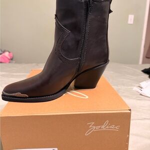 Zodiac Women's Dark Brown Heeled Boots